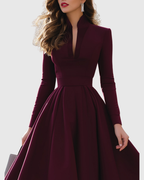 Lavinia – Rochie Midi Bordo cu Decolteu în V
