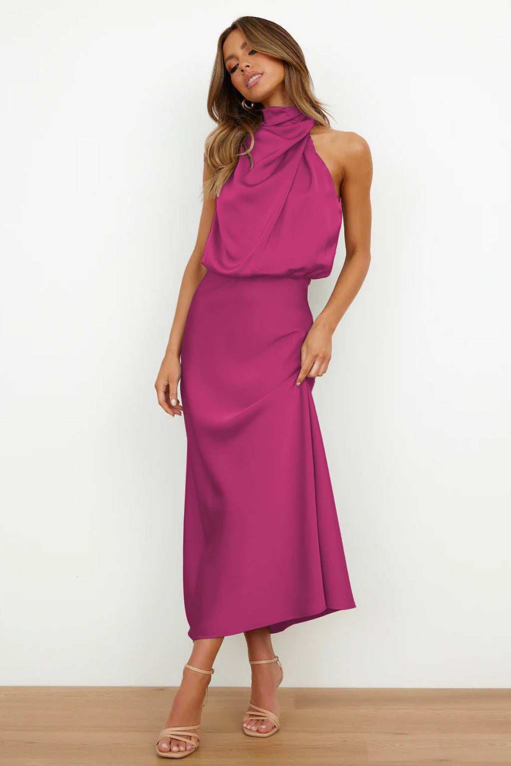 Emanuela – Rochie Lungă Elegantă cu Croială Clasică