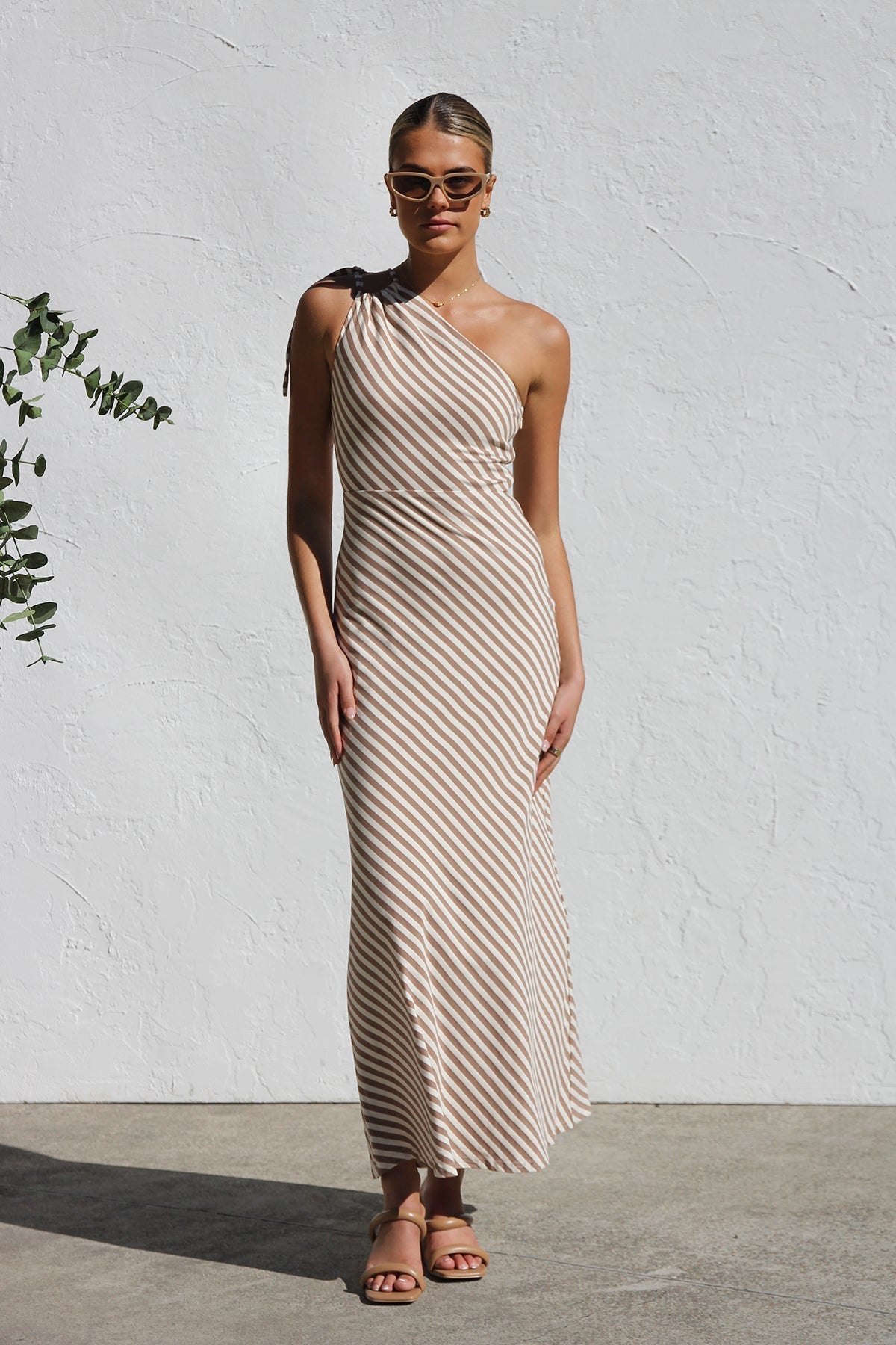 Roxana – Rochie Vaporoasă în Dungi