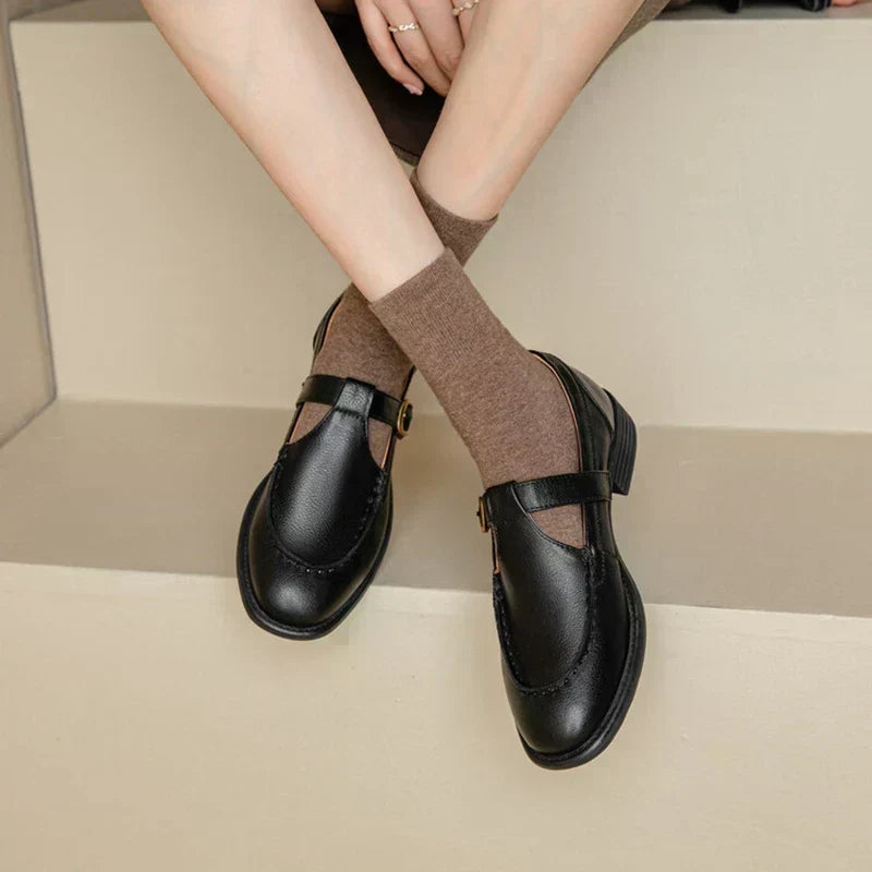 Caterina – Pantofi retro