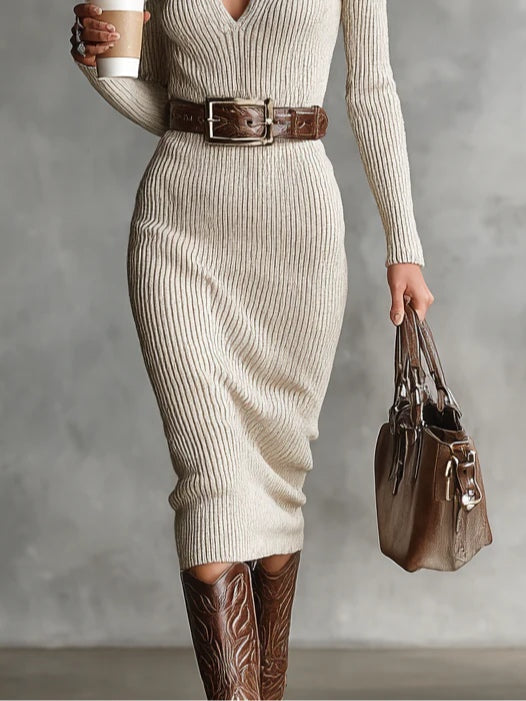 Emma – Rochie din tricot cu guler mediu înalt și curea