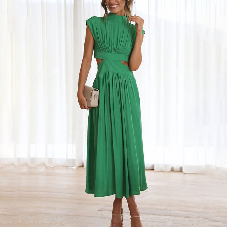 Raluca – Rochie cu Decolteu Adânc